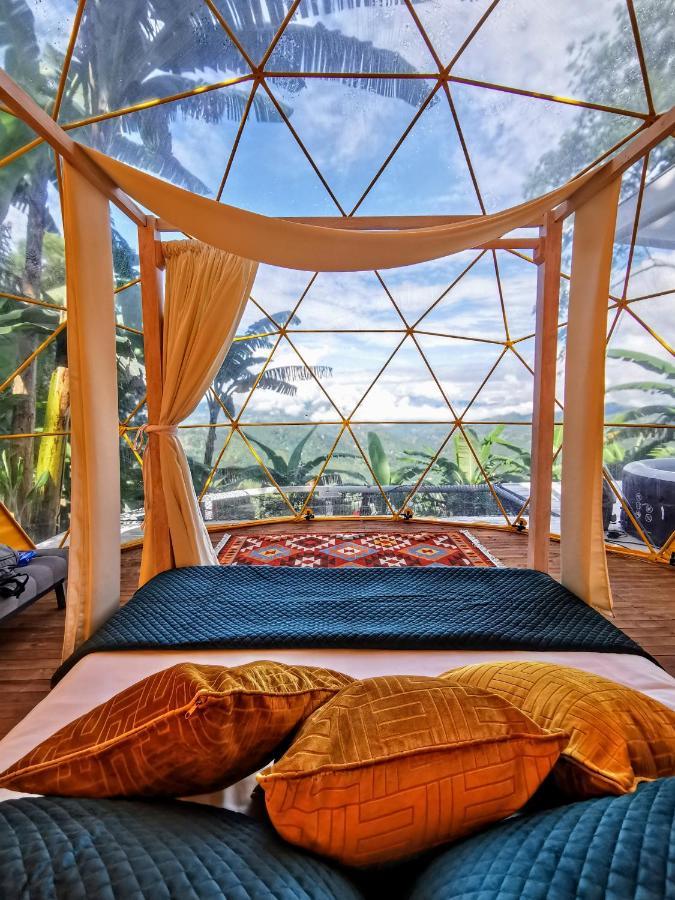 מלון סן פרנסיסקו Bajo El Cielo Glamping San Francisco מראה חיצוני תמונה